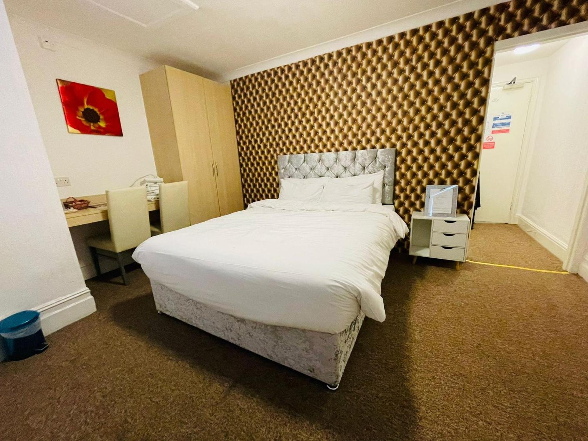 Star Hotel, South 2*
